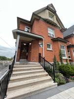 featured image of 411 Queen St