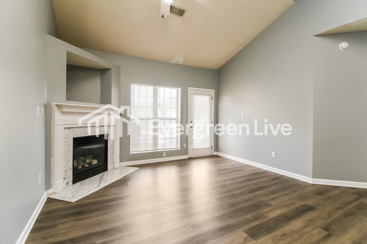 6640 Sunset Valley Cir - Photo 2 of 15