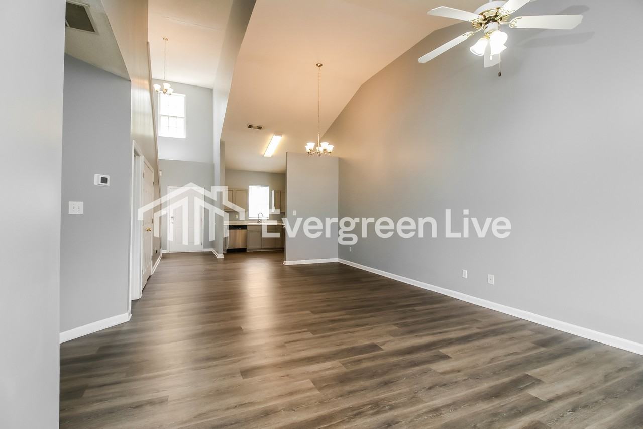 6640 Sunset Valley Cir - Photo 3 of 15