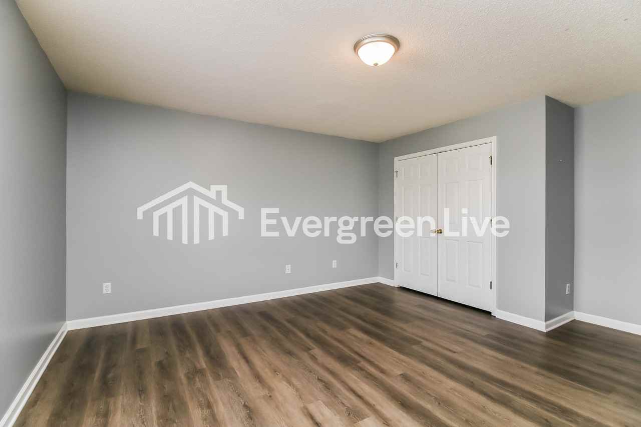 6640 Sunset Valley Cir - Photo 7 of 15