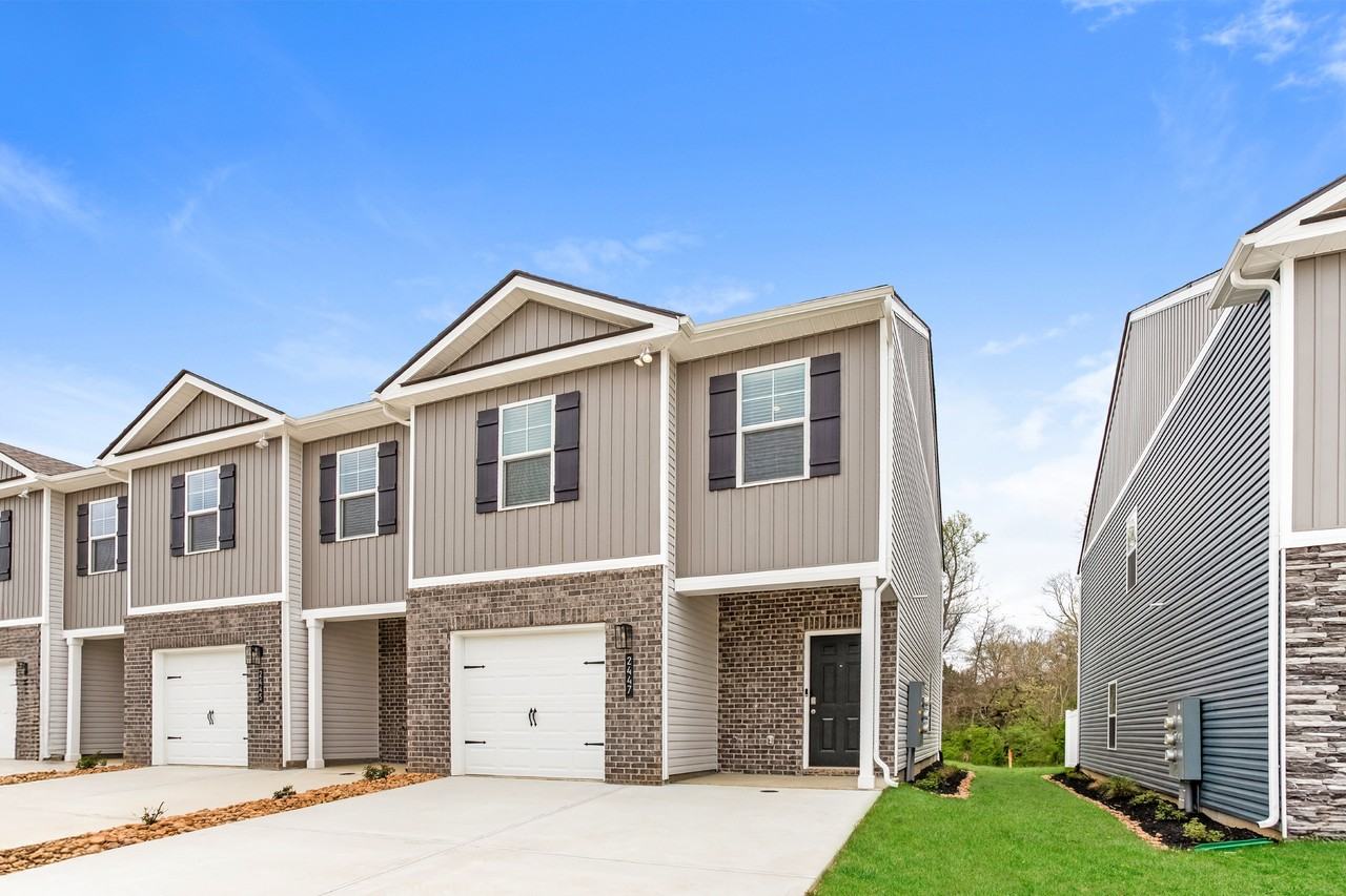 2447 Legg Crk Ln - Photo 6 of 17