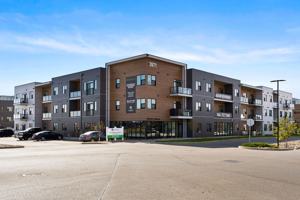 featured image of 3991 Spring St