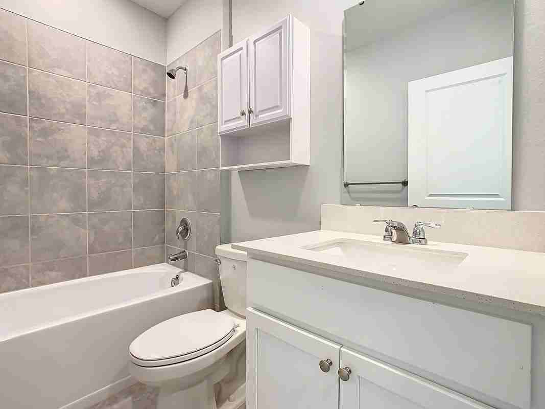 1033 Holden Way - Photo 2 of 40