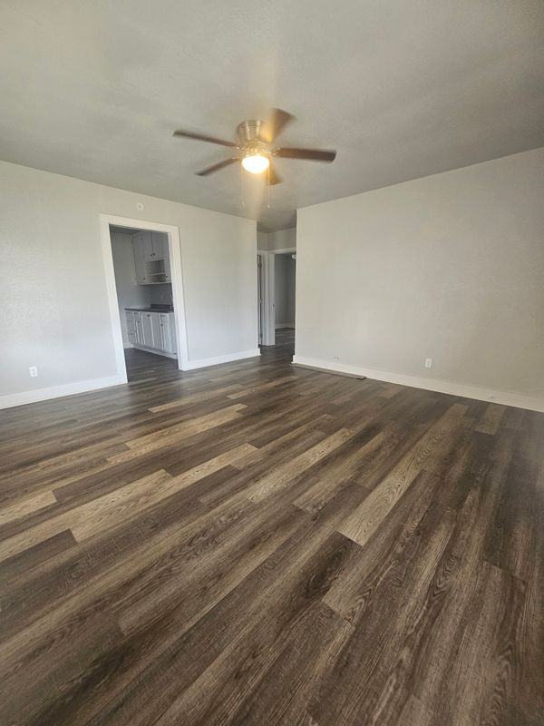 1311 Fred St - Photo 2 of 12
