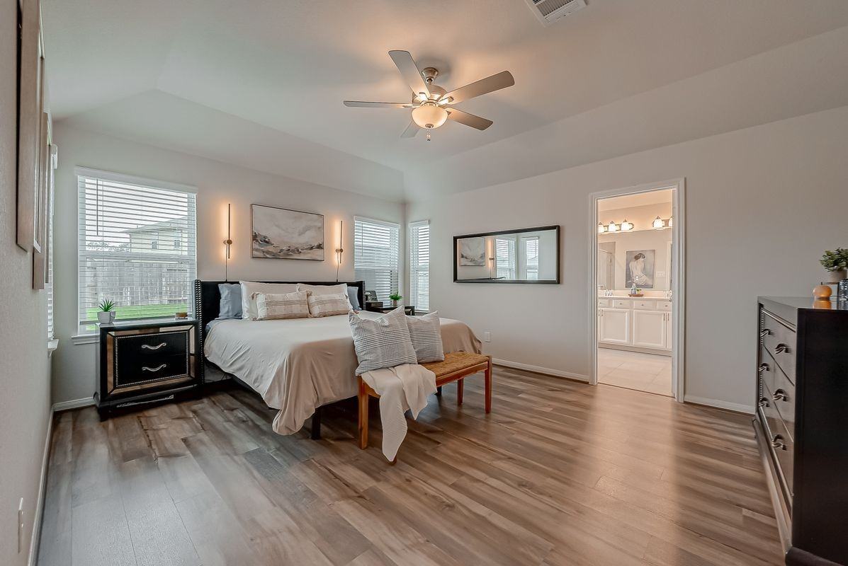 2114 Cherryvale Dr - Photo 4 of 42