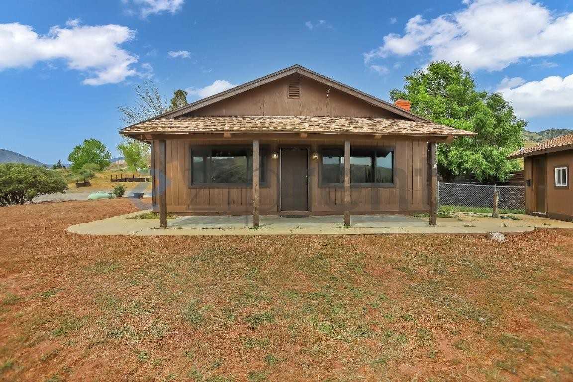 501 Cuddy Canyon Rd - Photo 2 of 40