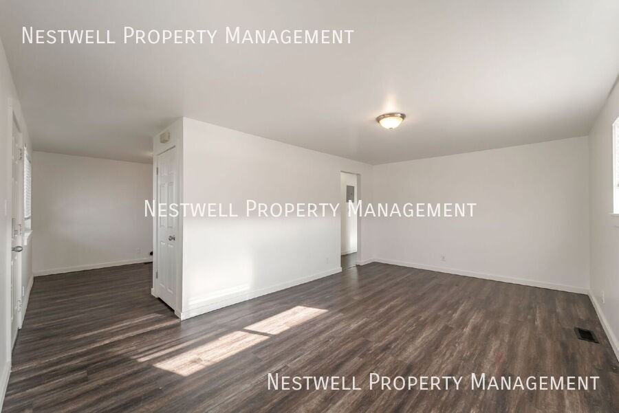 346 E 3360 S #2 - Photo 5 of 19