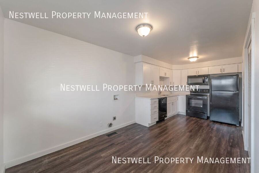 346 E 3360 S #2 - Photo 4 of 19