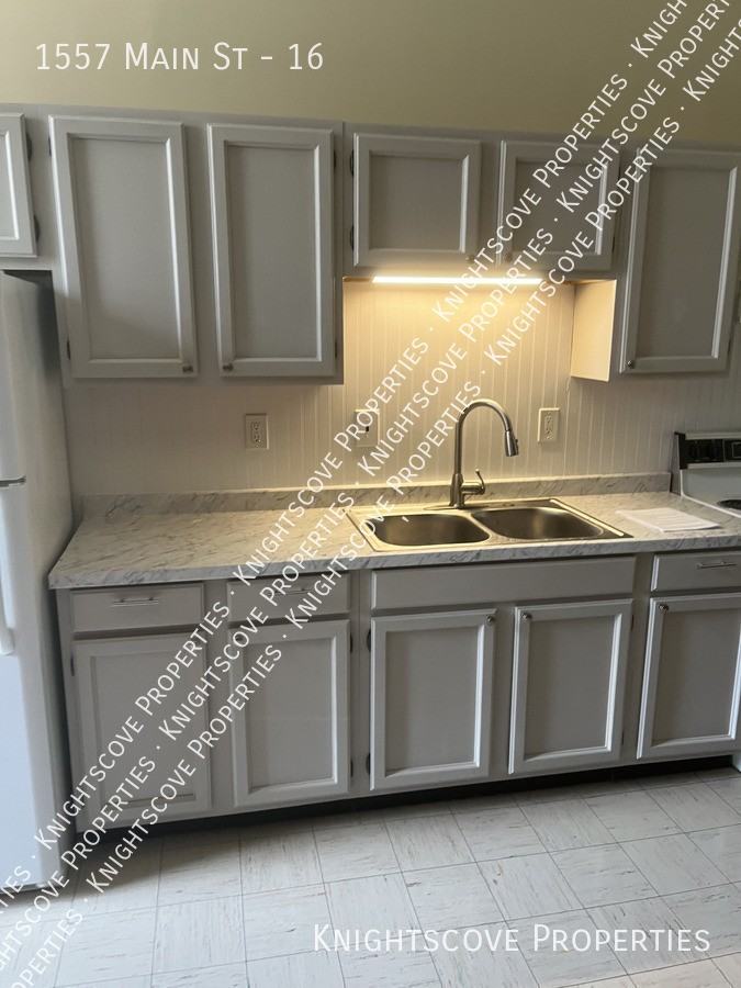 1557 Main St #16 - Photo 2 of 26