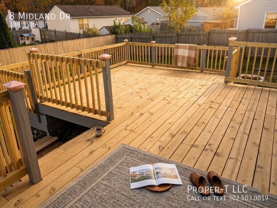 8 Midland Dr - Photo 2 of 19