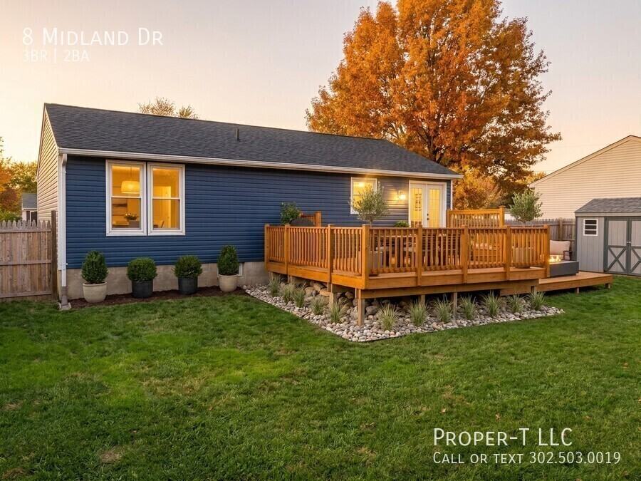 8 Midland Dr - Photo 3 of 19