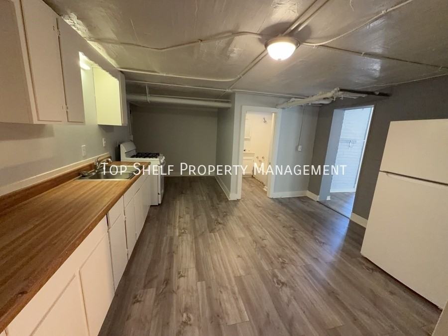 3103 Grand Ave #7 - Photo 3 of 5