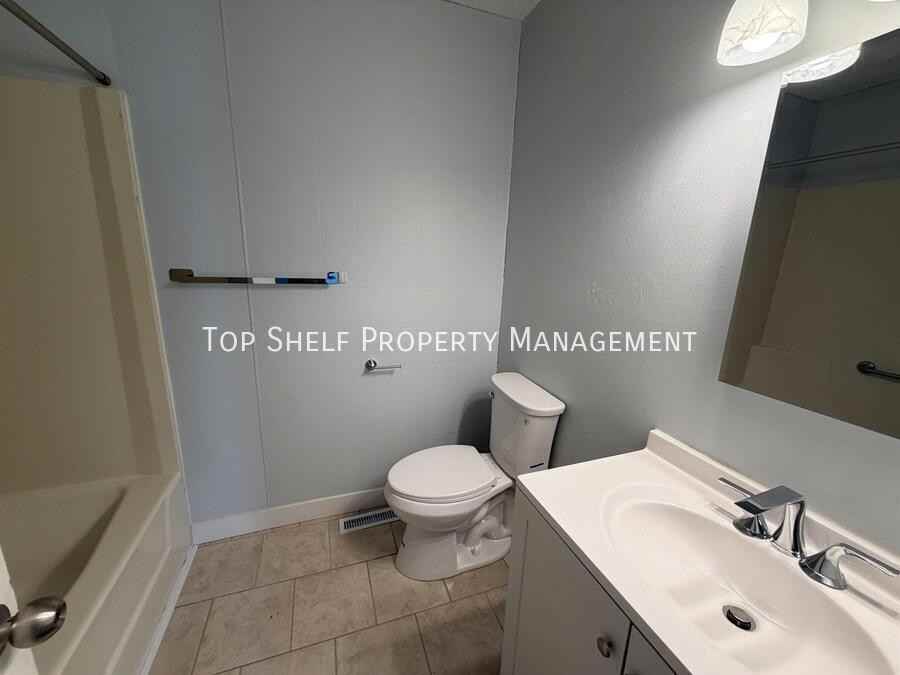 1627 E Glenwood Dr - Photo 7 of 9