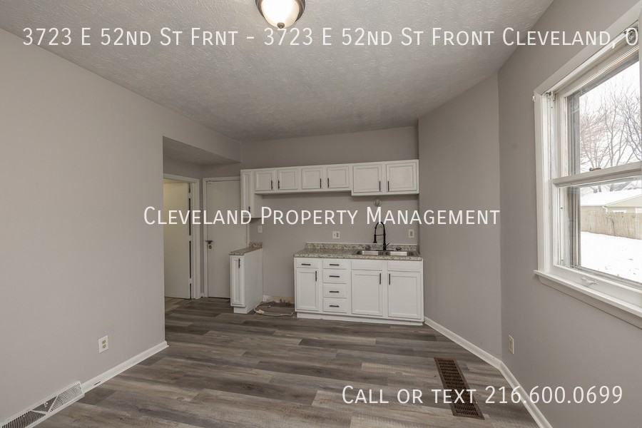 3723 E 52nd St Frnt - Photo 2 of 10