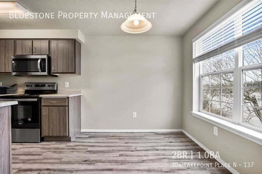 304 Lakepoint Pl N #137 - Photo 4 of 50