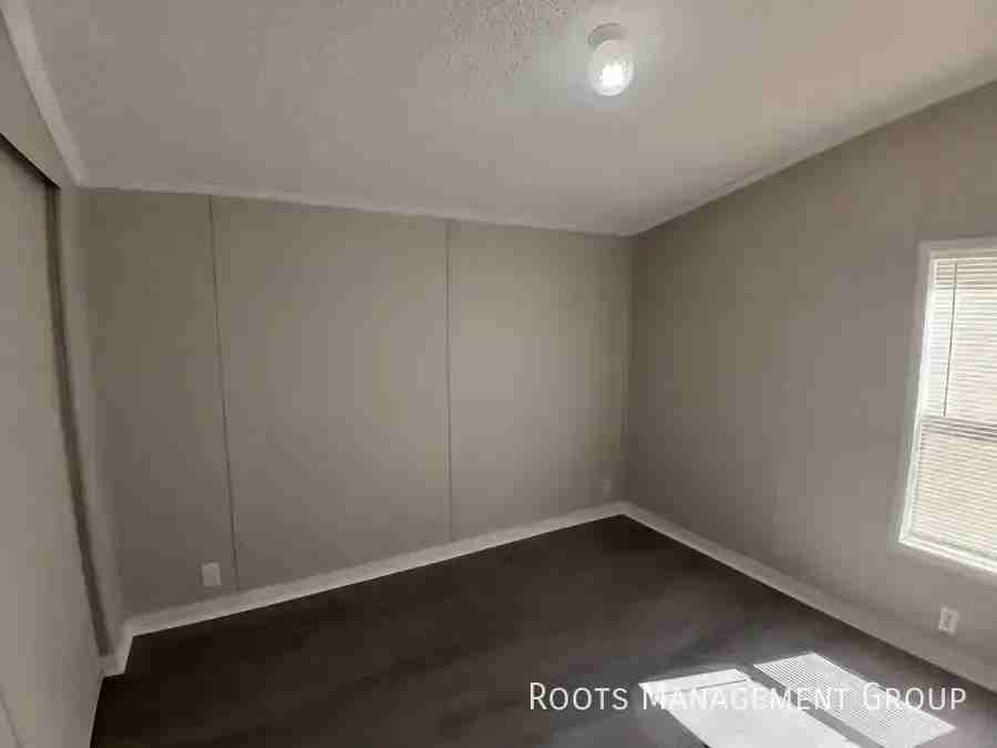 311 Carriage Lane Est #311 - Photo 5 of 12