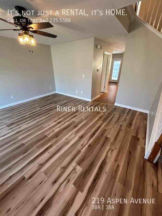 219 Aspen Ave - Photo 2 of 17