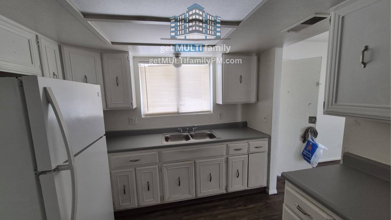 334 N Mcqueen Rd #A - Photo 6 of 35