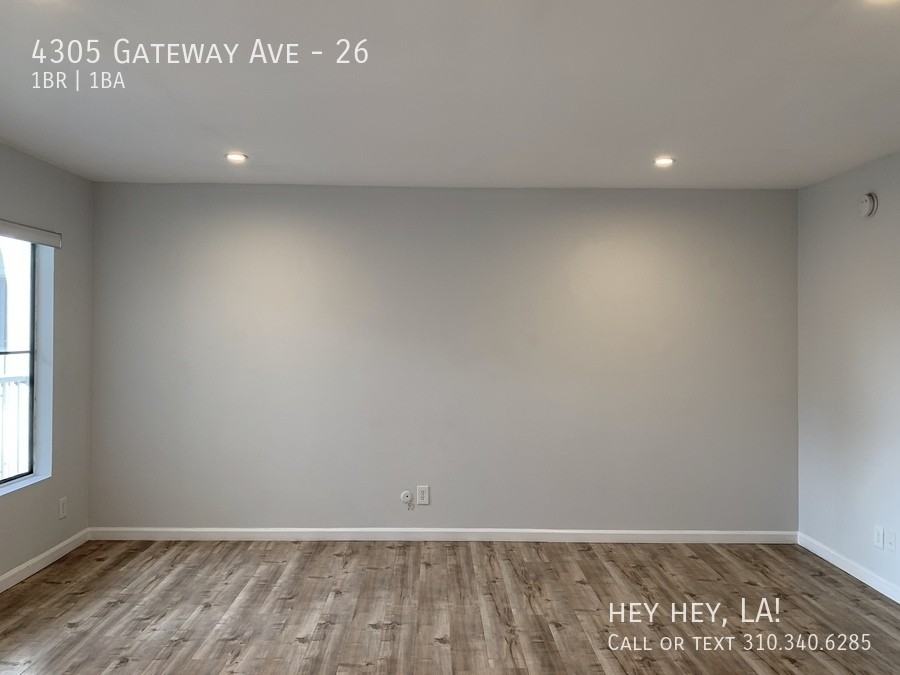 4305 Gateway Ave #26 - Photo 4 of 25