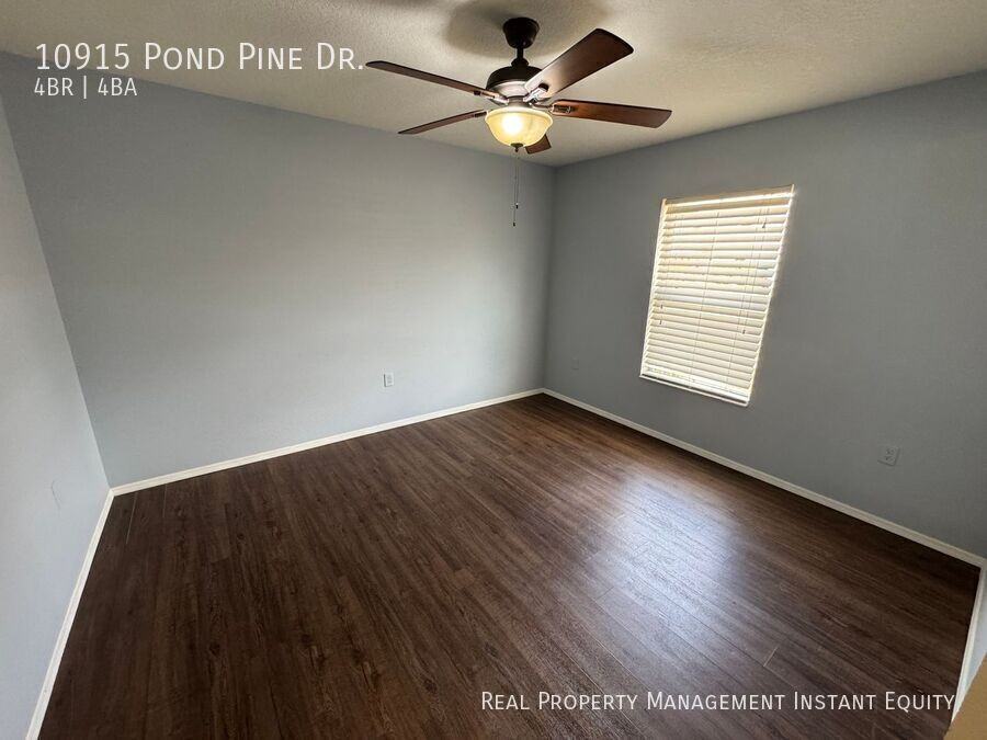 10915 Pond Pine Dr - Photo 4 of 29