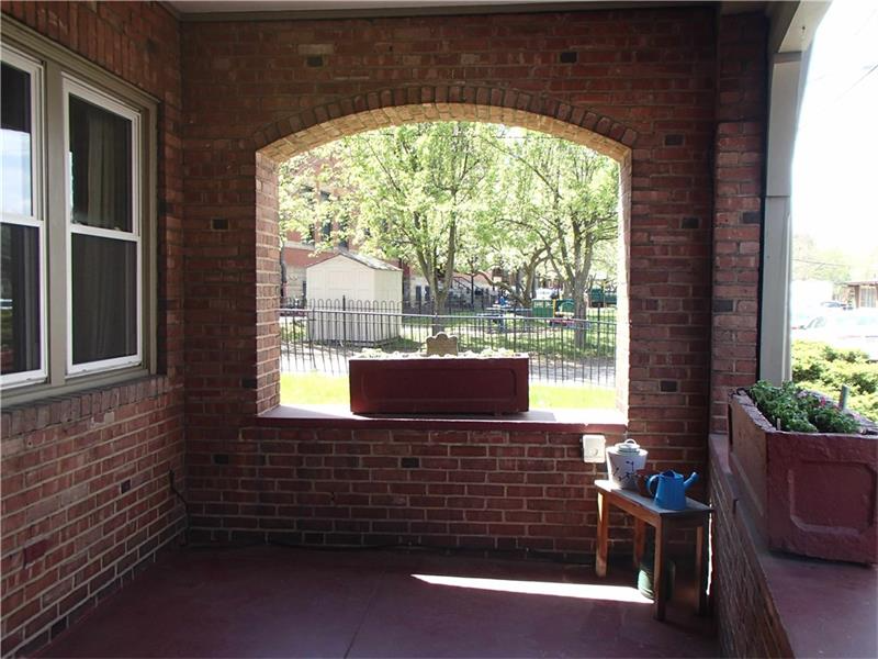 5642 Solway St - Photo 3 of 3