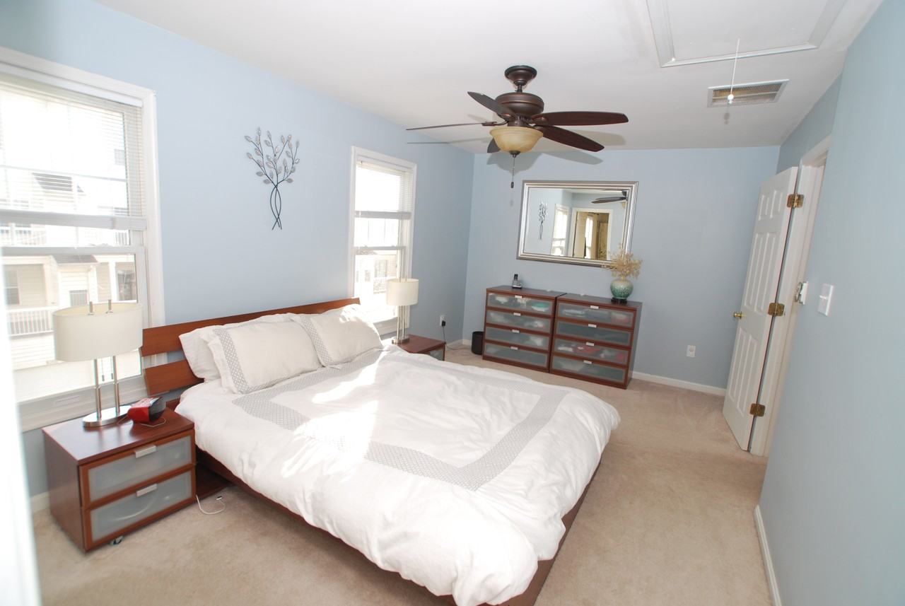 686 Heathwalk Mews - Photo 6 of 9