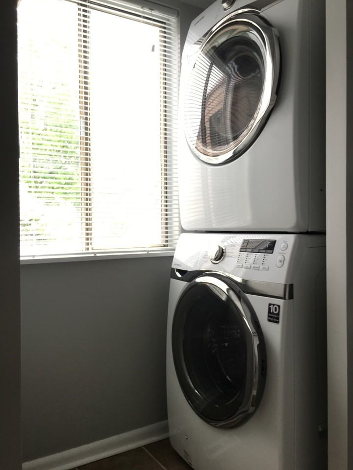 3353 Beacon St #B26 - Photo 4 of 12