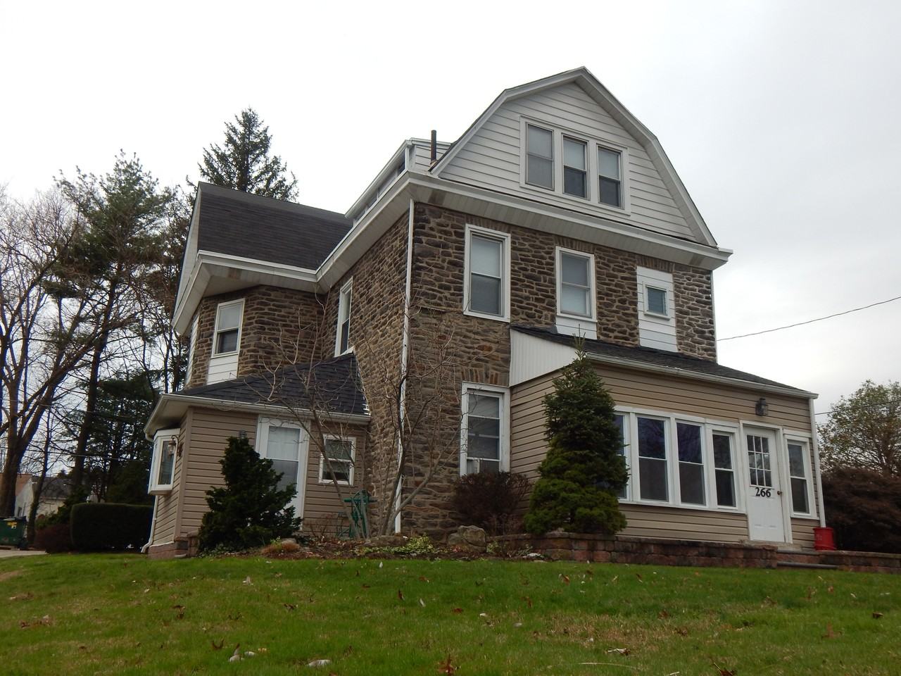 266 Shelmire St #5 - Photo 7 of 12