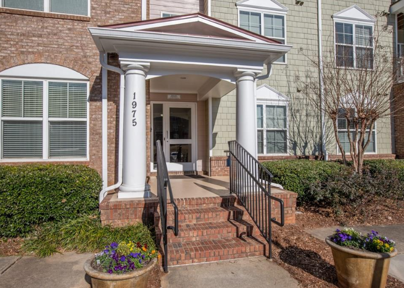 1975 Nocturne Dr #2302 - Photo 3 of 35