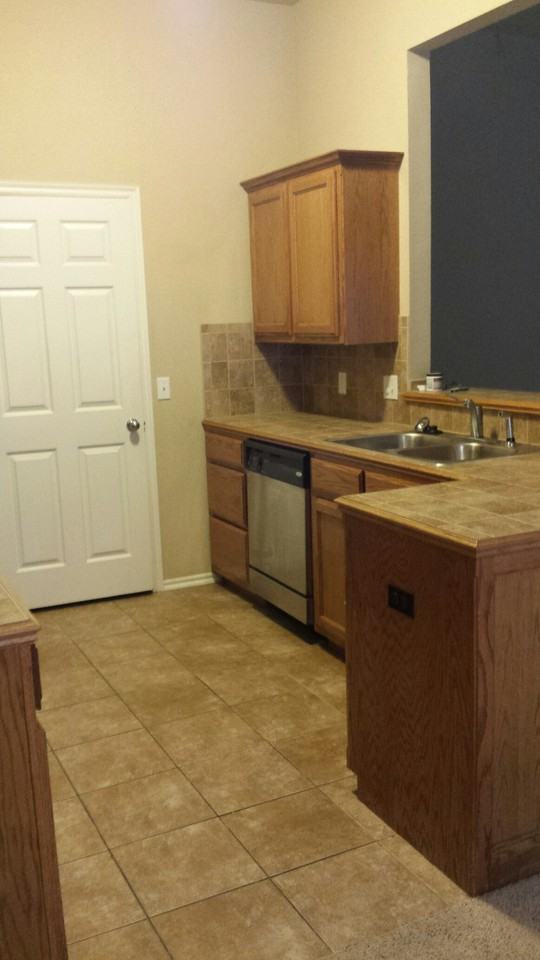 1533 Nw 124th St - Photo 6 of 10