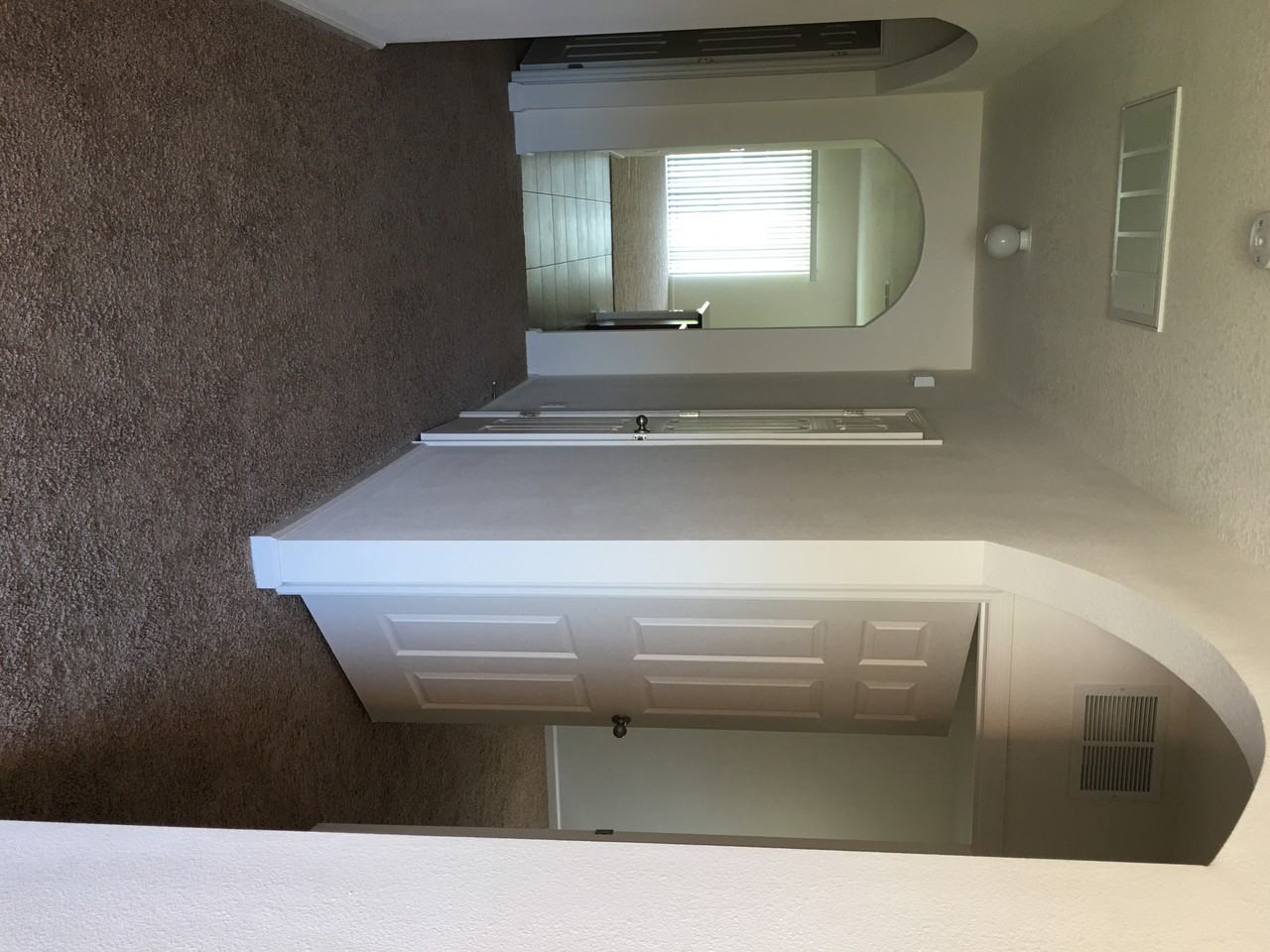 1522 Lexington Sq Sw - Photo 5 of 19
