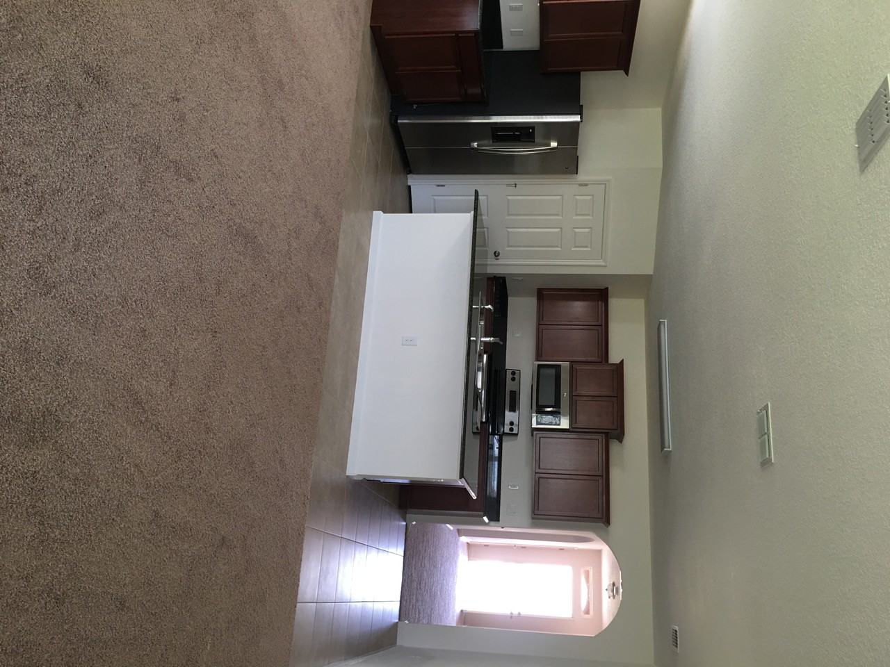 1522 Lexington Sq Sw - Photo 6 of 19