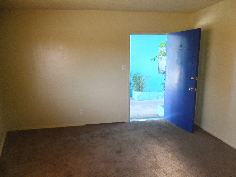 5230 Long Beach Blvd - Photo 6 of 15