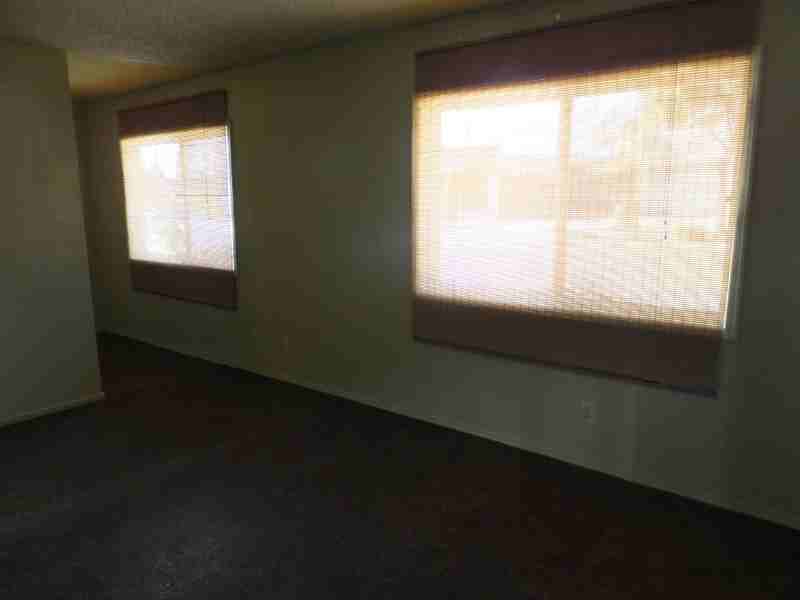 5230 Long Beach Blvd - Photo 7 of 15