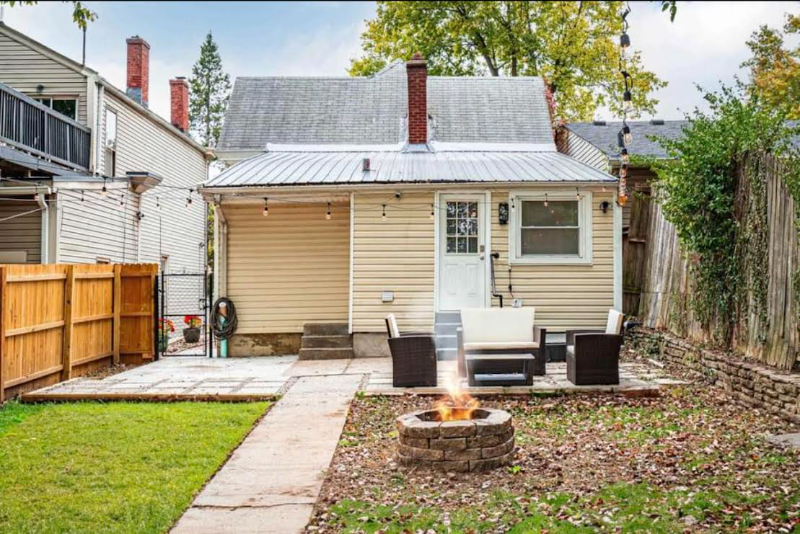 1436 Rufer Ave - Photo 2 of 16