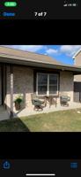 featured image of 1400 Roundtable Dr