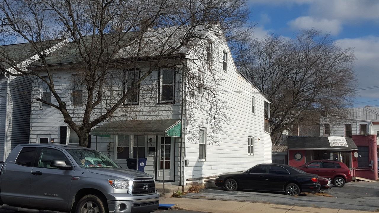 404 N 10th St - Photo 6 of 8