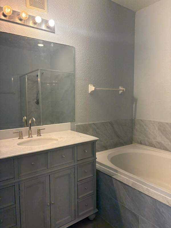 16253 Enclave Village Dr - Photo 6 of 17