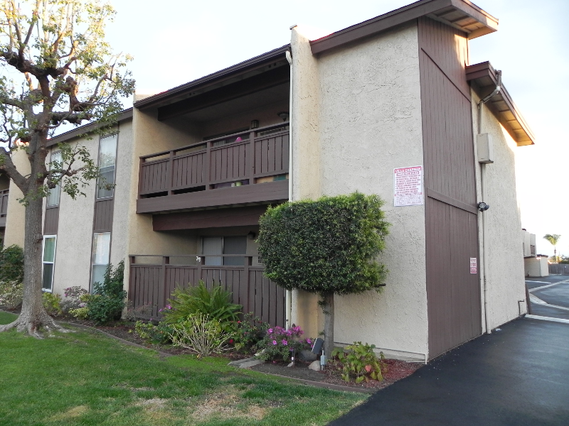 8602 Chapman Ave - Photo 6 of 8