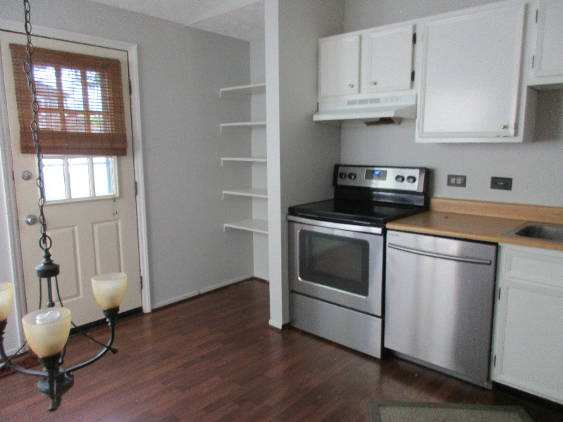 3333 Chetwood Pl - Photo 6 of 12