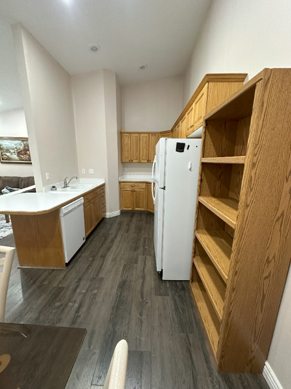 1559 N Riverside Ave #10 - Photo 6 of 13