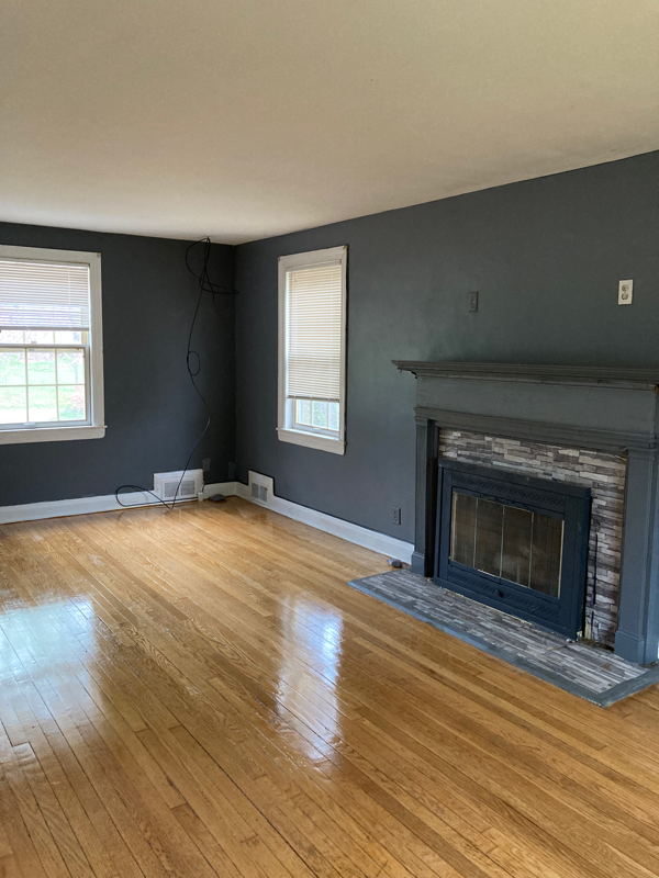 727 Howard Rd - Photo 6 of 33
