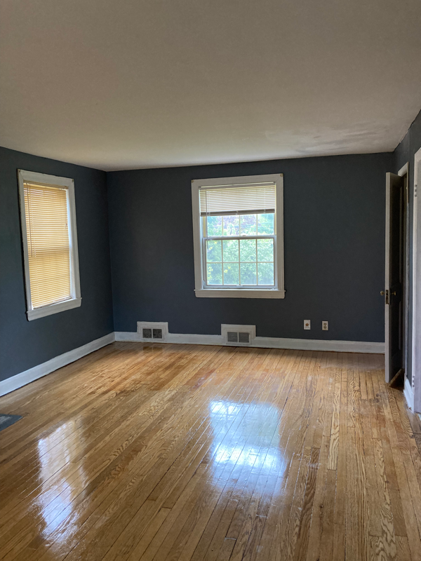 727 Howard Rd - Photo 7 of 33