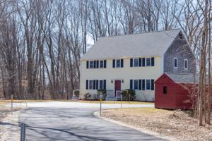 featured image of 671 Main St #A