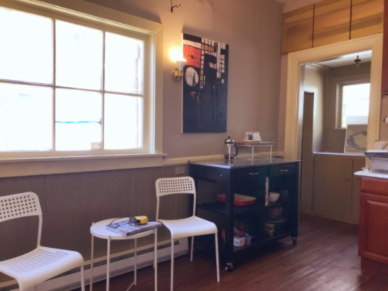 1008 E John St #2 - Photo 5 of 21