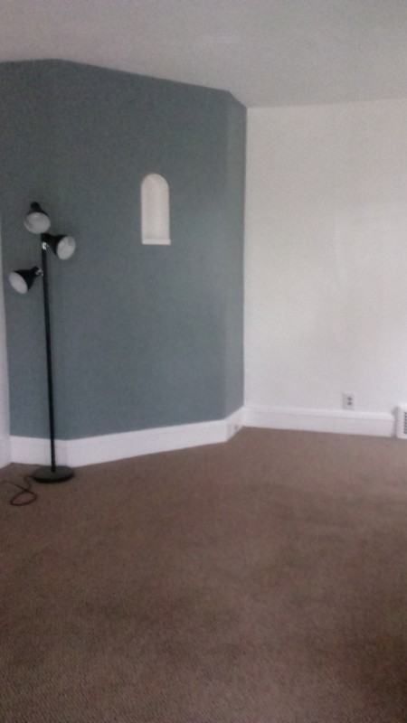 1013 Nathaniel Spacious Rooms - Photo 3 of 11