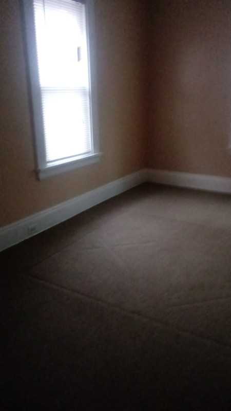 1013 Nathaniel Spacious Rooms - Photo 7 of 11