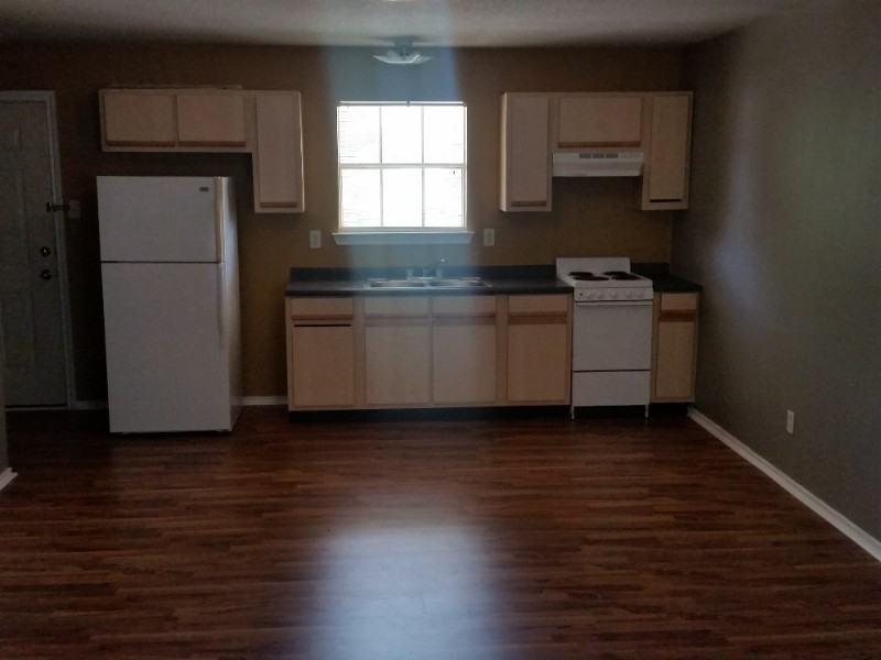 1976 Quality Blvd #16 - Photo 3 of 4