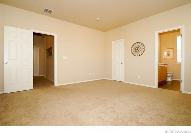 3645 Desert Ridge Cir - Photo 2 of 9