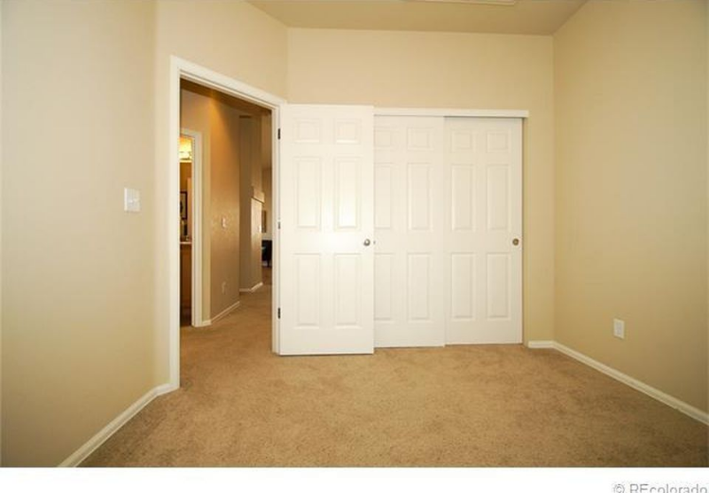 3645 Desert Ridge Cir - Photo 4 of 9